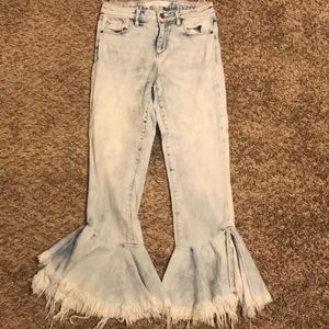 Hidden Jeans Flared Distressed Pant Size 26